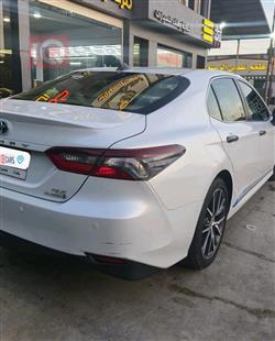 تۆیۆتا کامری